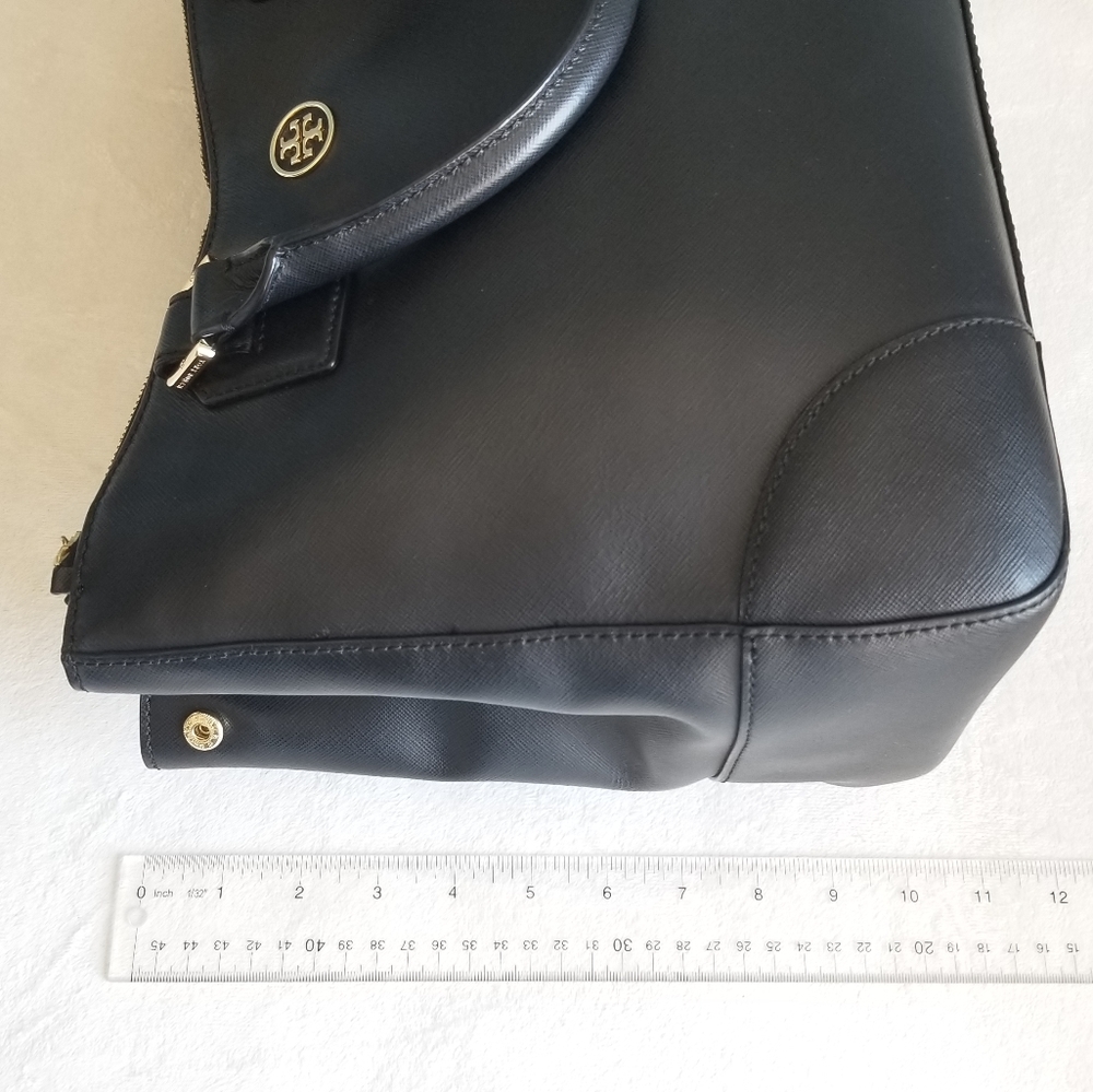 🌻SOLD🌻 Tory Burch Robinson Double Zip Handbag - Picture 13 of 16